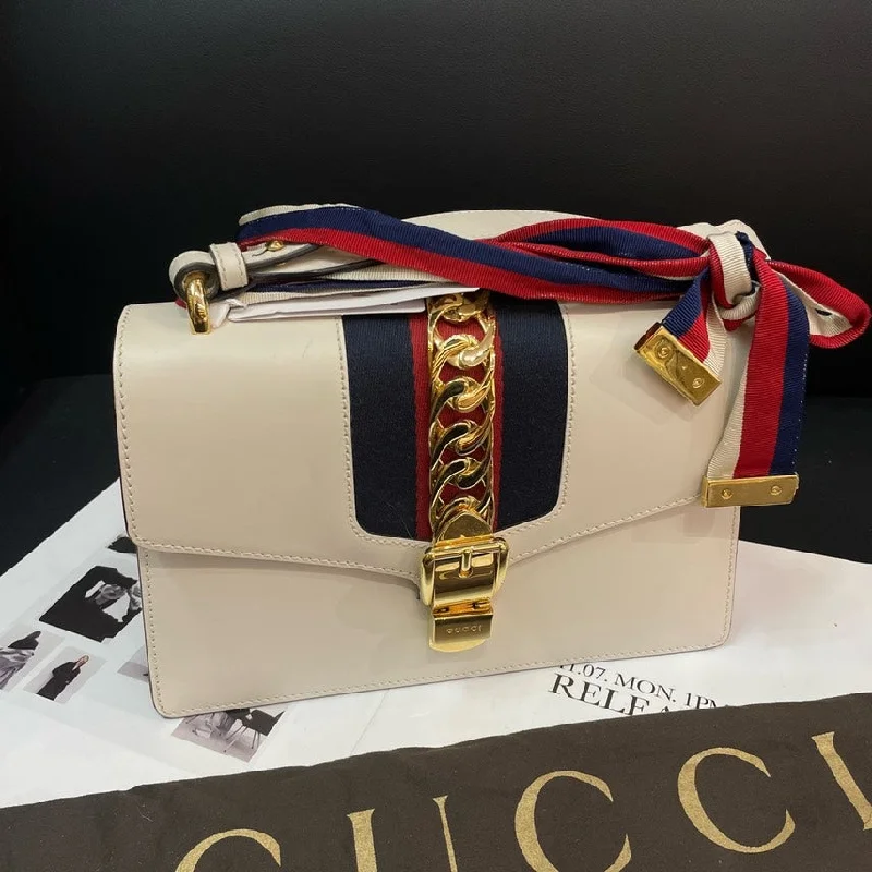 Women Gucci bags with a detachable mirror insideGucci Sylvie Shoulder Bag Leather