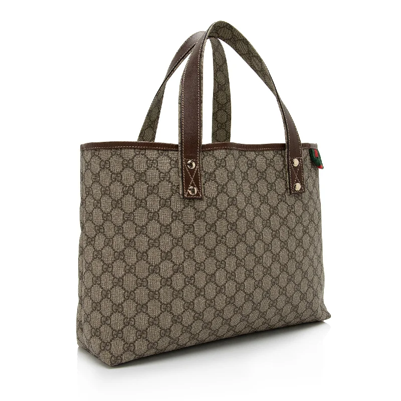 Gucci tote bags for women with a printed Gucci logoGucci GG Supreme Signature Web Loop Medium Tote (SHF-J62D4H)