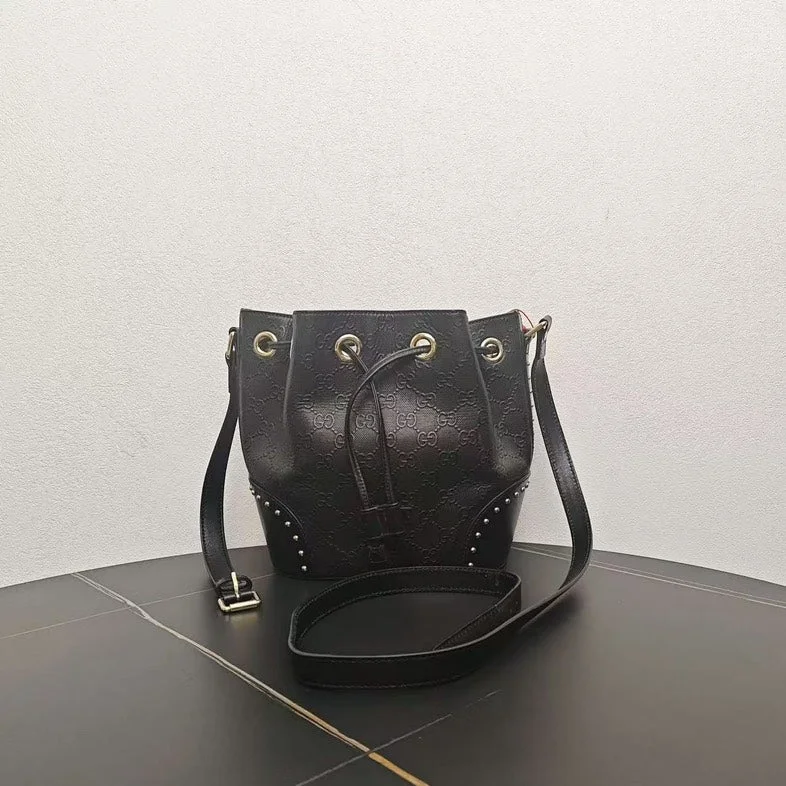 Gucci handbags for women with a metal - framed claspGucci Black Leather Bucket Bag Medium Size