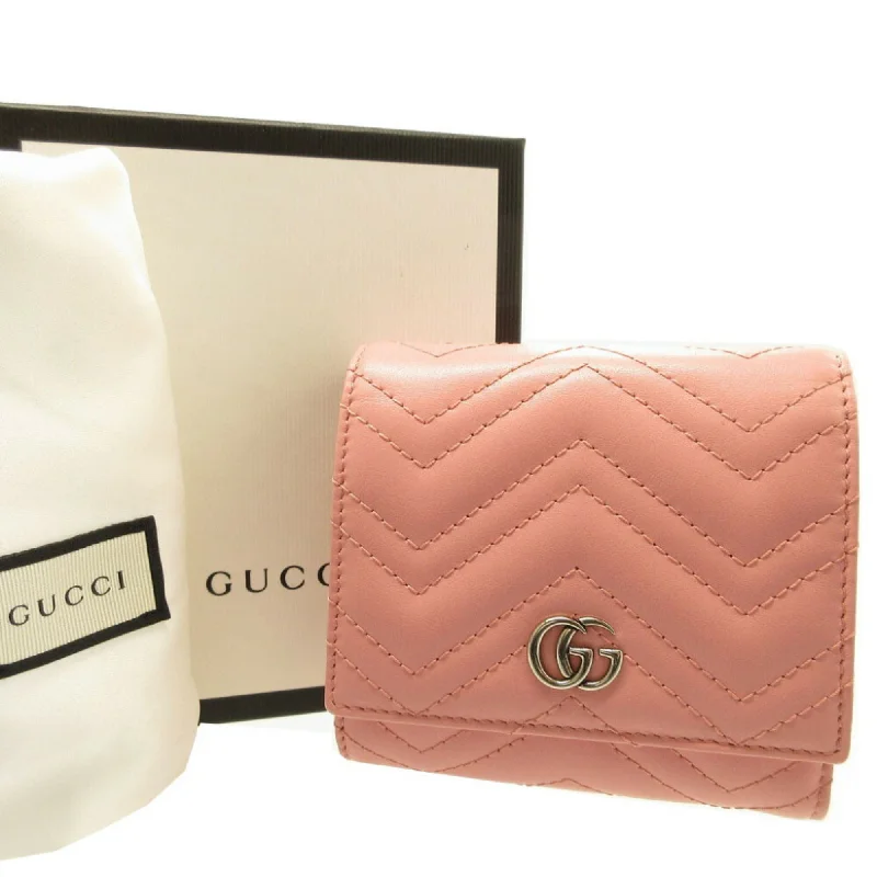 Ladies Gucci shoulder bags with a single - handle designGUCCI GG Marmont 598629 Leather Pink Bifold Wallet