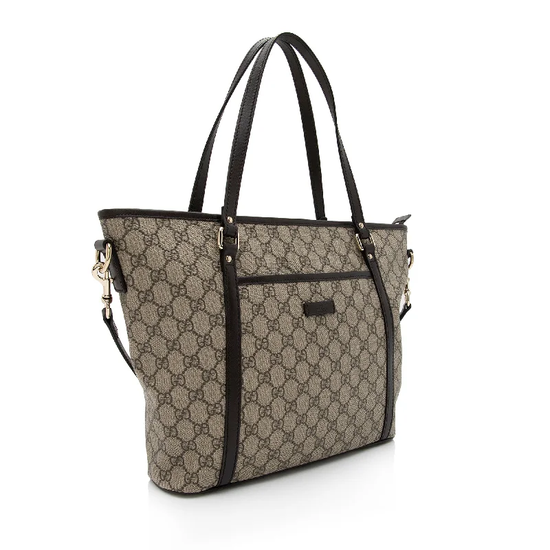 Gucci handbags for women with a patent - leather finishGucci GG Supreme Convertible Tote (SHF-Y8E55b)