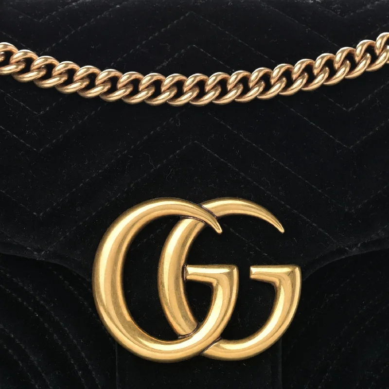 Ladies Gucci shoulder bags with a tassel decorationGUCCI GG MARMONT MATELASSE VELVET SMALL SHOULDER BAG