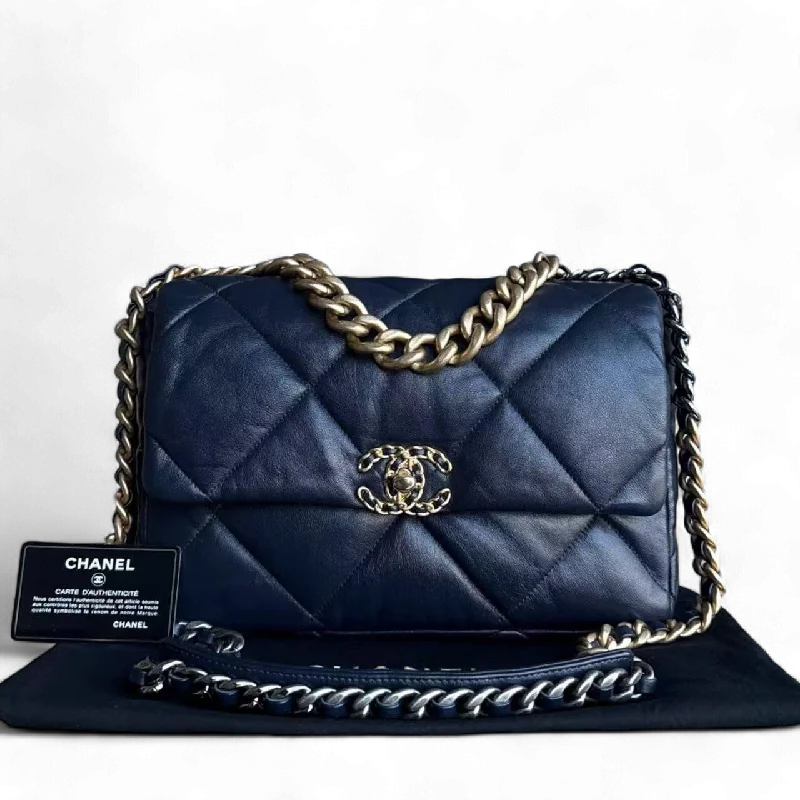 Chanel Medium Tote Bag for Office LadiesChanel 19 Medium - C19 Quilted Goatskin Dark Navy Blue Shoulder Bag Two-tone Hardware Series 29