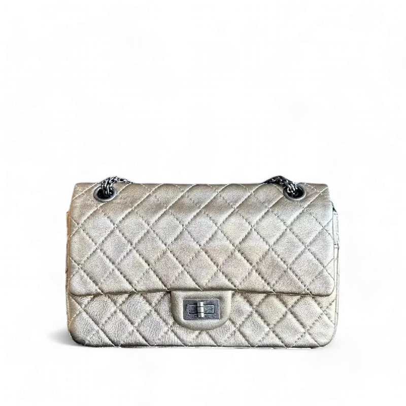 Chanel Quilted Leather Shoulder Bag for FashionistasChanel 2.55 Small - 225 Reissue 24CM Quilted Calfskin Metallic Gold RSHW No 19