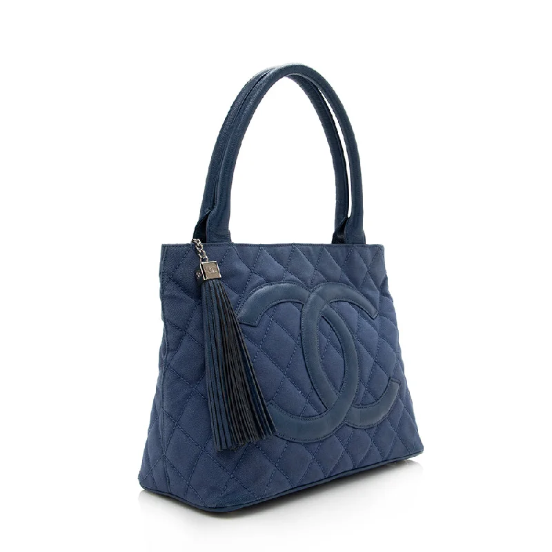 Chanel Designer Handbag with Unique DesignChanel Canvas Medallion Tassel Tote (14100)