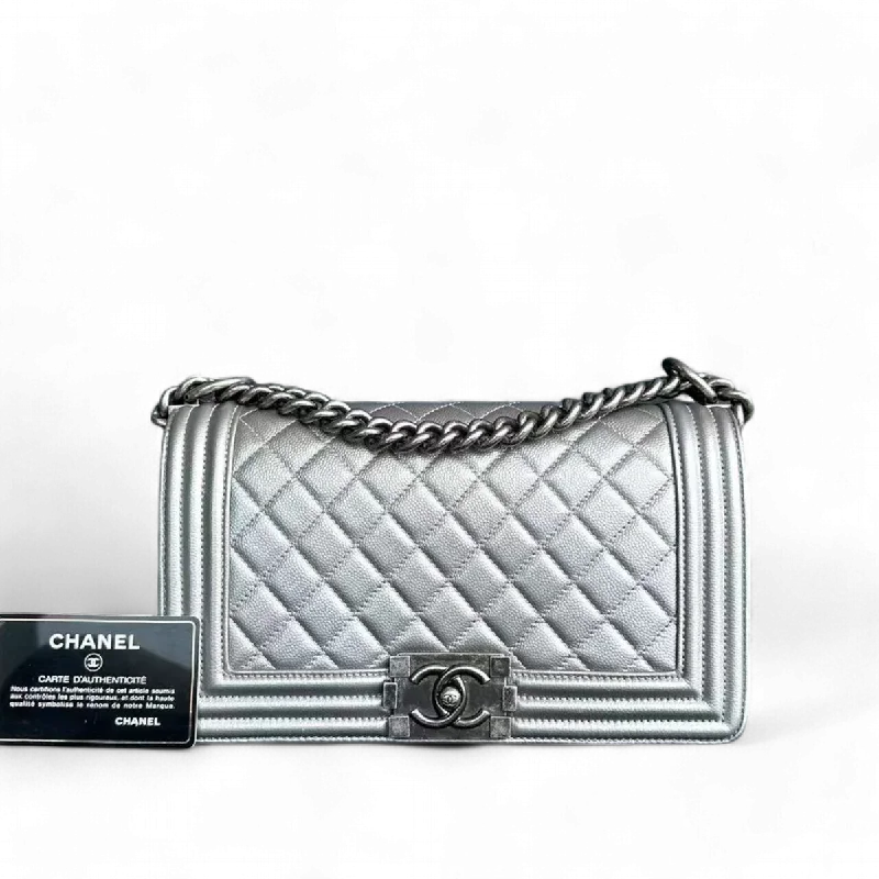 Chanel Luxury Handbag for High - End EventsChanel Boy Medium - Caviar 25CM Quilted Grained Calfskin Silver Ruthenium Silver Hardware Series 24