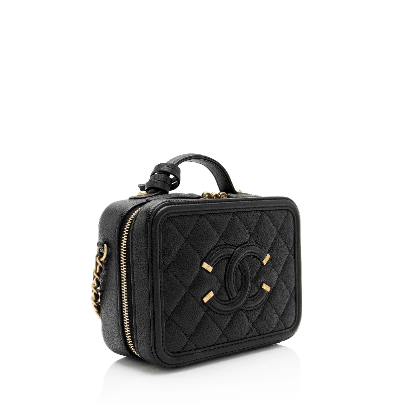 Chanel Black Handbag for Business MeetingsChanel Caviar Leather CC Filigree Small Vanity Case (0Nks5y)