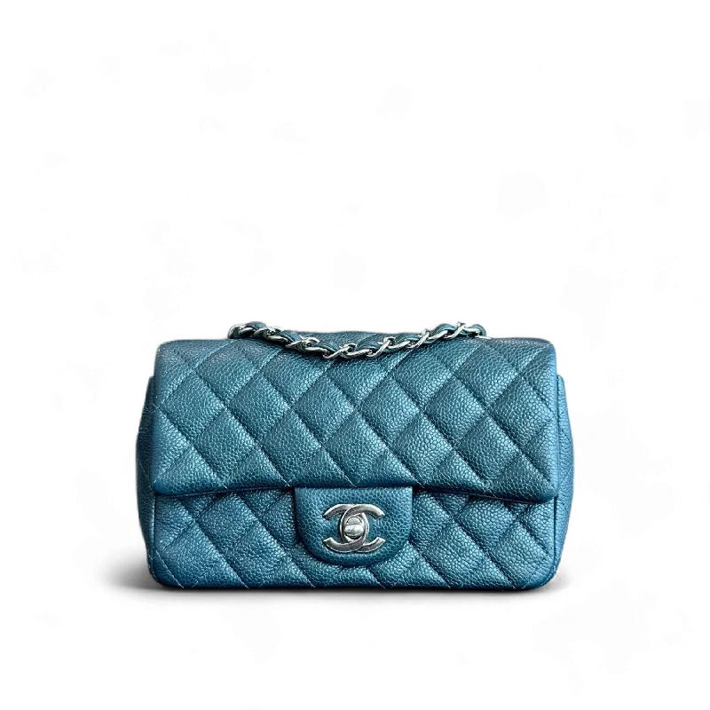 Chanel Lightweight Handbag for Daily ErrandsChanel Classic Flap Mini - 20CM Caviar Rectangular Iridescent Dark Blue Silver Hardware Series 20