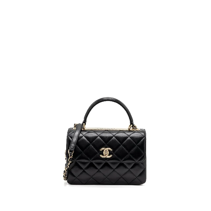 Chanel Quilted Leather Shoulder Bag for FashionistasChanel trendy CC flap bag with top handle lambskin black LGHW (microchip)