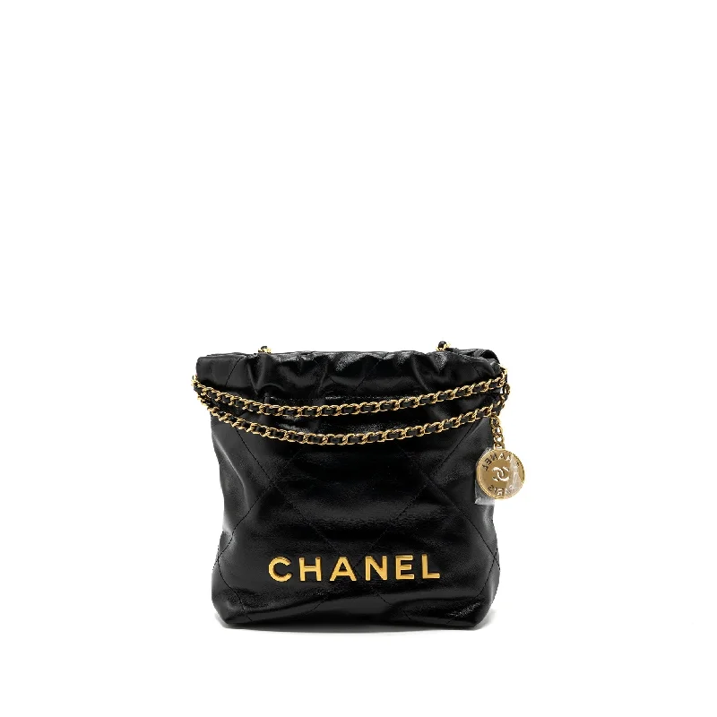 Chanel Medium Tote Bag for Office LadiesChanel mini 22 bag shiny calfskin black brushed GHW (microchip)