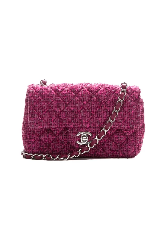 Chanel Chain Strap Handbag for Everyday UseMini Classic Rectangular Flap Bag