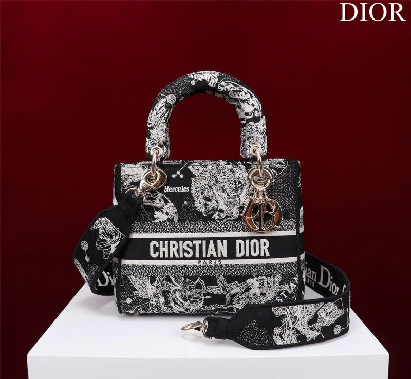 Christian Dior handbags with a detachable mirror for on - the - go touch - upsBC - Dior Bags - 1716