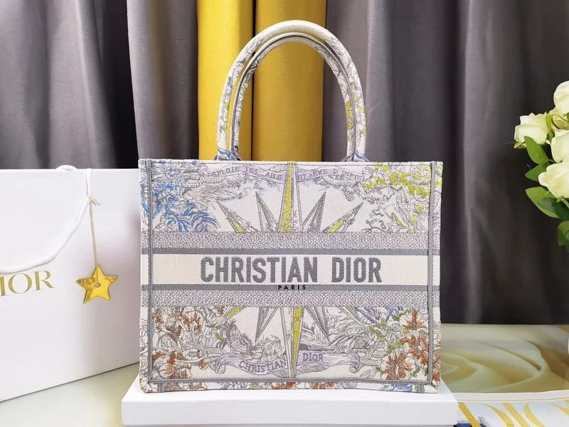 Christian Dior Saddle bags with a distressed leather finishBC - Dior Bags - 1728