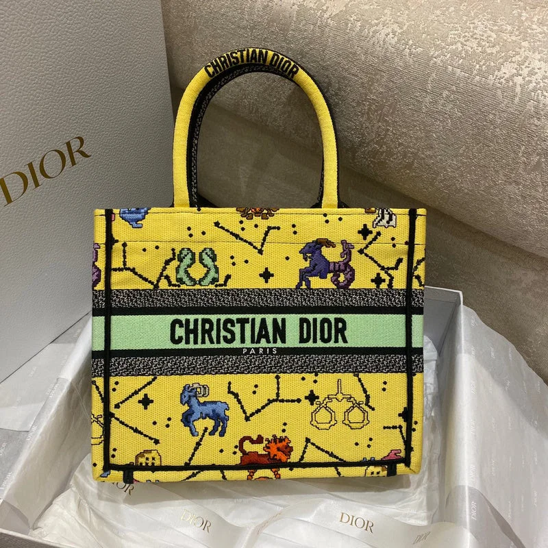 High - fashion Christian Dior bags with a geometric patternChristian Dior Bags - 4531