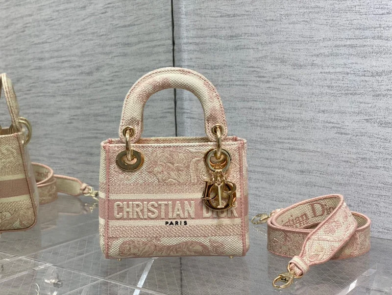 Luxury Christian Dior crossbody bags with a chain - link strapChristian Dior Bags - 4592