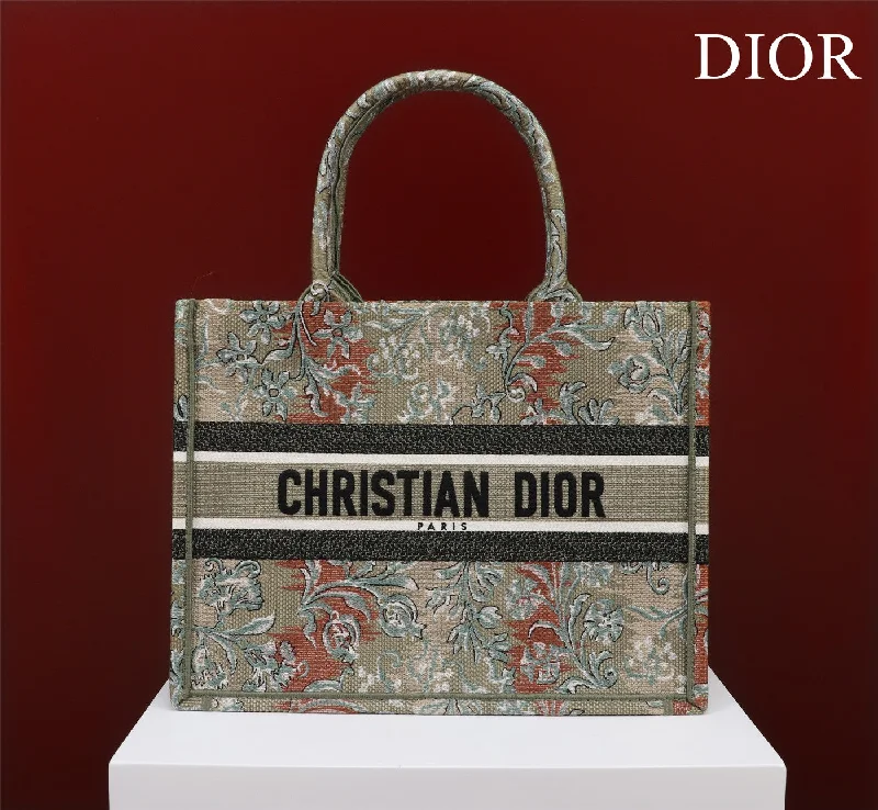 Christian Dior crossbody bags with a front - flap pocket for easy accessChristian Dior - Luxury Bags  359