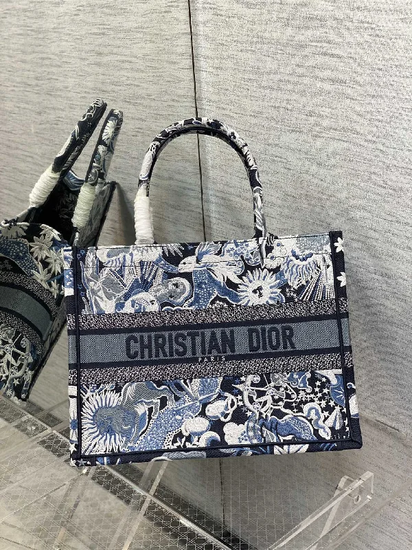 Christian Dior backpacks with a sleek, minimalist silhouetteChristian Dior - Luxury Bags  365