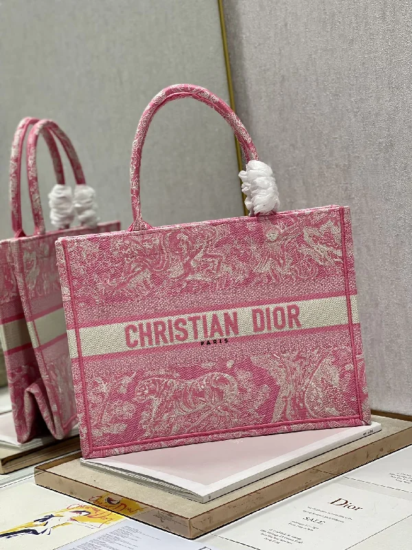 Christian Dior bags with a detachable coin purse insideChristian Dior - Luxury Bags  386