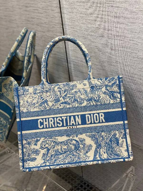 Christian Dior bags with a zip - top closure and multiple compartmentsChristian Dior - Luxury Bags  425