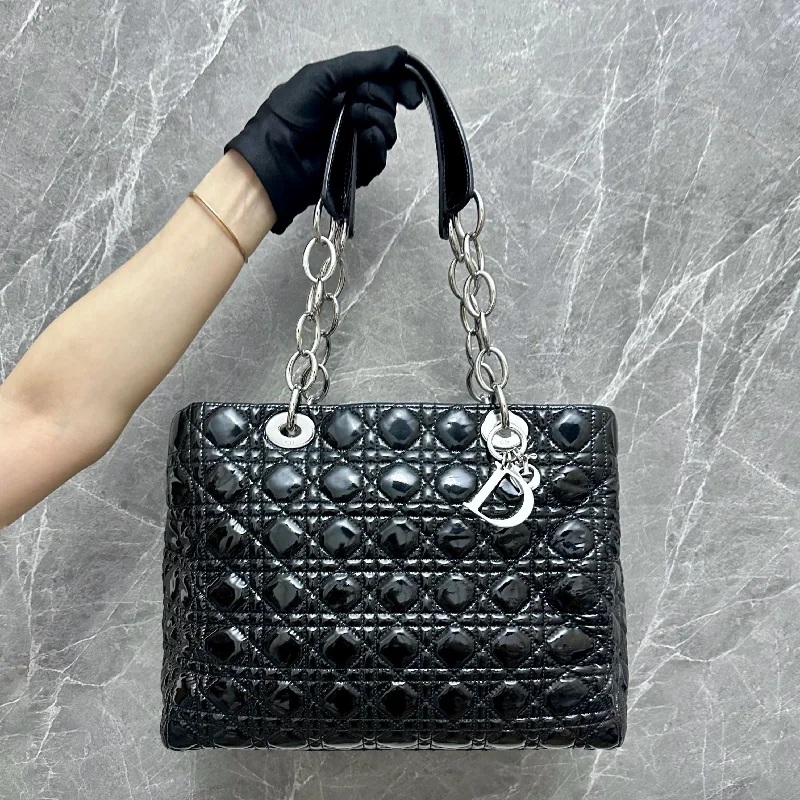 Christian Dior handbags with a snap - button closure and a decorative buckleLady Tote Chain Patent Leather Black SHW