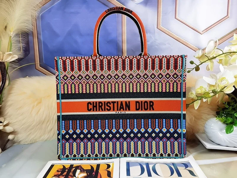 Contemporary Christian Dior handbags with a unique shapeGlitzybags - Dior Bags - 4710