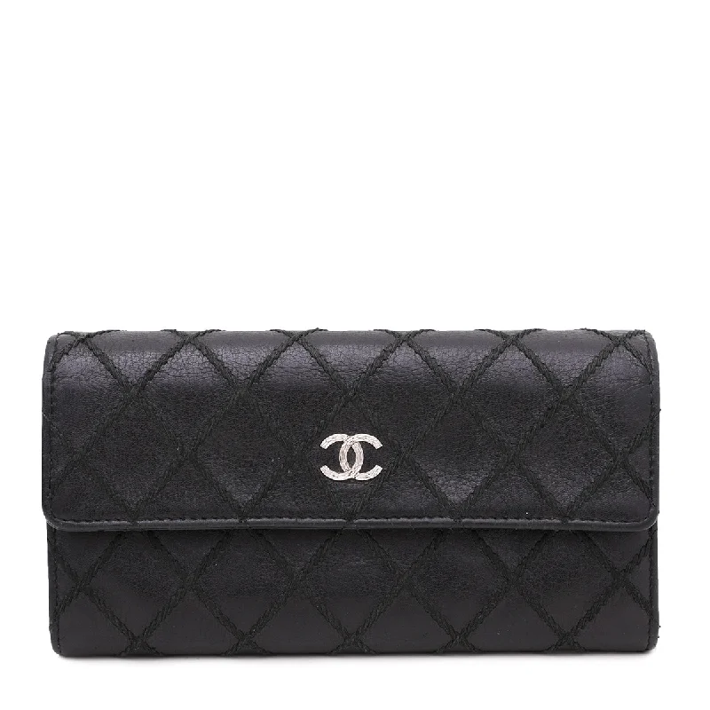 Chanel Quilted Leather Shoulder Bag for FashionistasChanel Black CC Ultimate Stitch Flap Wallet