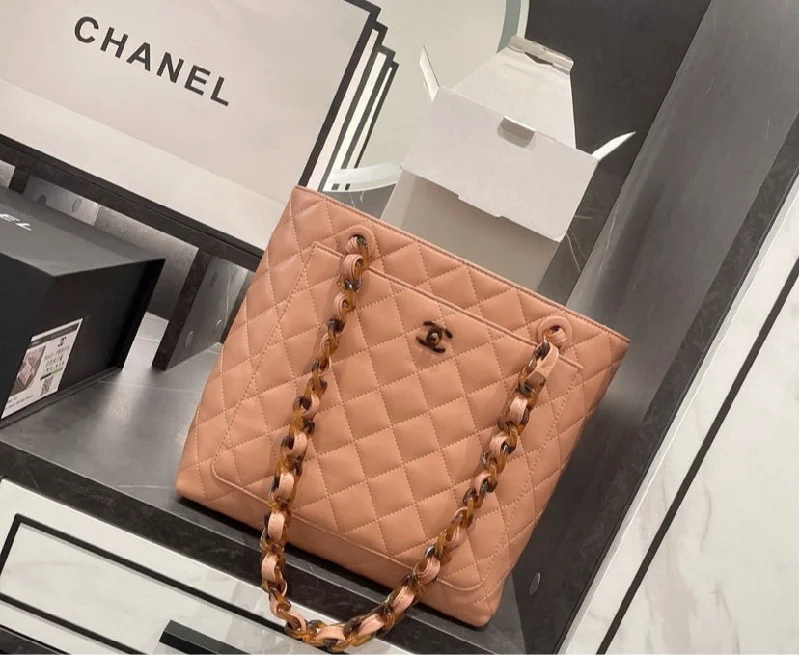 Chanel All - Match Handbag for Versatile StylingChanel woman shoulder handbag