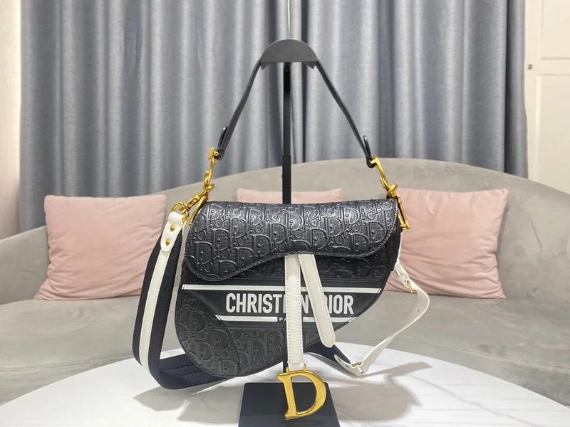 Christian Dior handbags with a removable shoulder strap for versatilityDior Bag