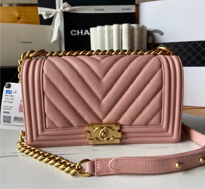 Chanel Designer Handbag with Unique DesignLeather Chanel woman Handbag