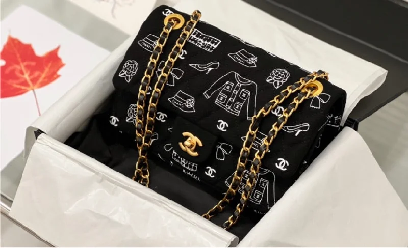 Chanel Limited Edition Handbag for CollectorsNew Chanel 21 woman handbag