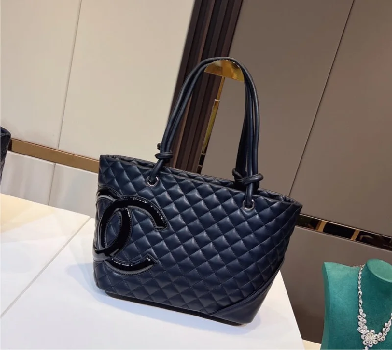 Chanel Designer Handbag with Unique DesignNew Chanel woman handbag