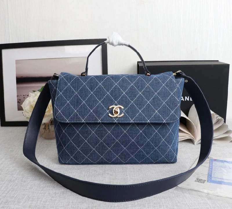 Chanel Black Handbag for Business MeetingsChanel Woman Handbag