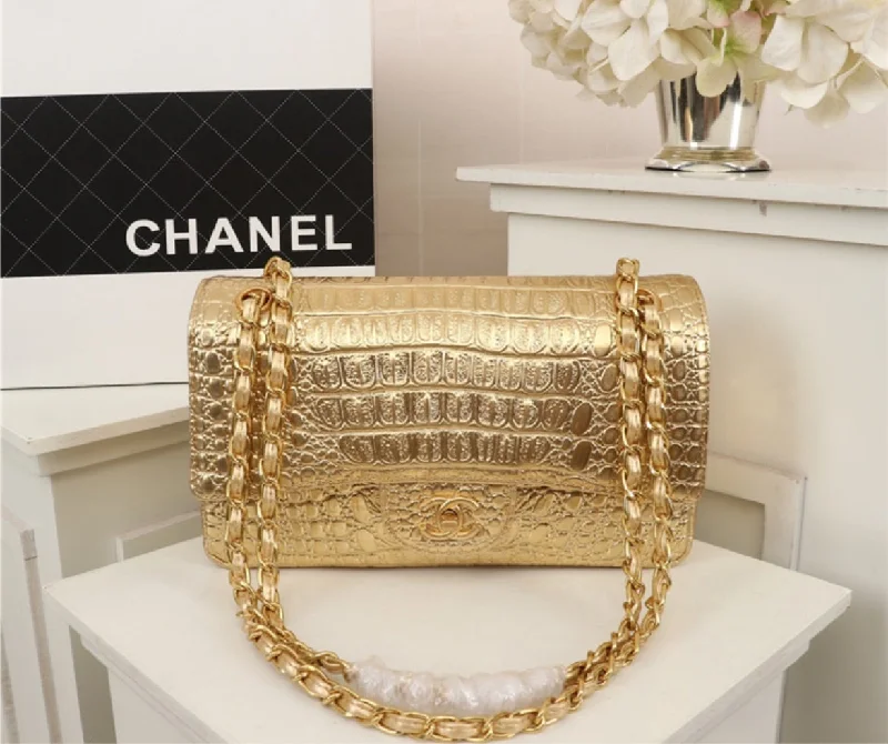 Chanel Handbag with Adjustable Strap for ComfortGold Chanel woman shoulder handbag